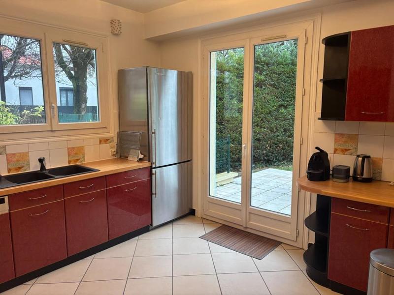 Maison - 267 m² - 6 pièces