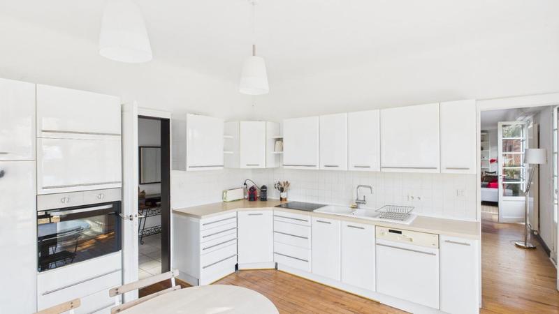 Demeure - 285 m² - 8 pièces