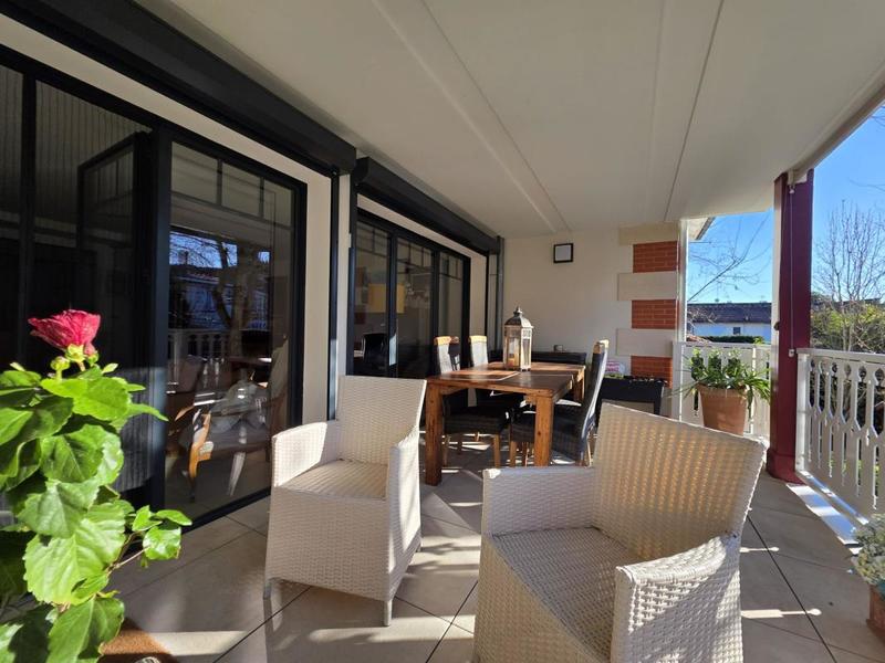 Appartement - 89 m² - 3 pièces