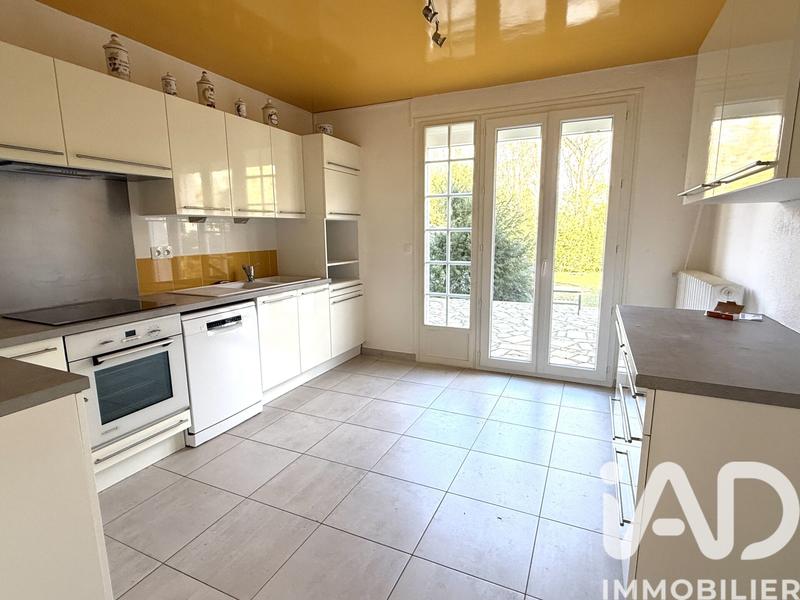 Maison - 153 m² - 8 pièces