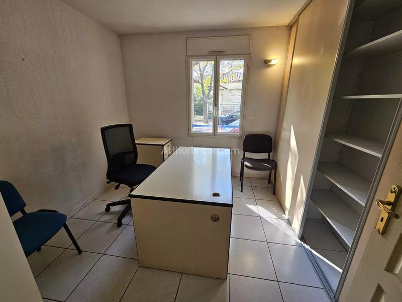 Bureau - 215 m² - 14 pièces