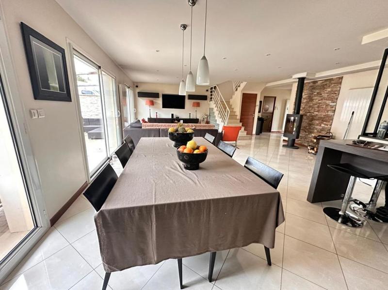 Maison - 149 m² - 6 pièces