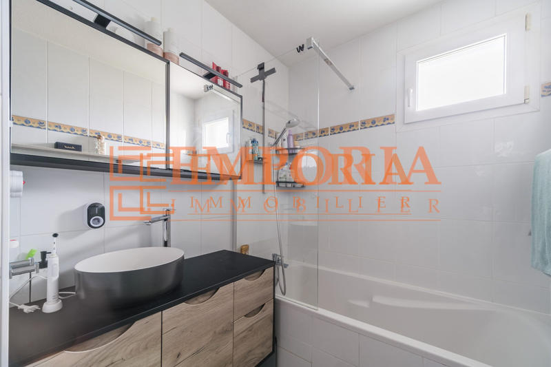 Appartement - 88 m² - 5 pièces