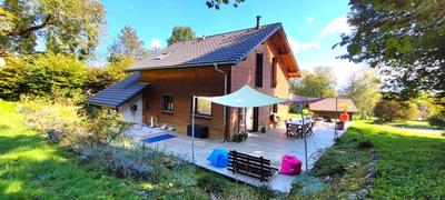 Maison - 94 m² - 5 pièces