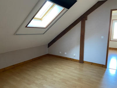 Appartement - 65 m² - 4 pièces