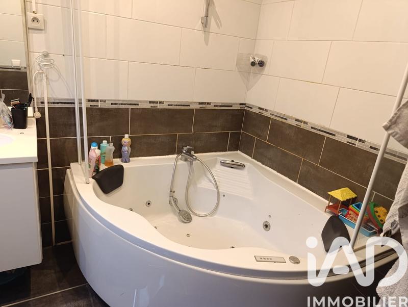 Maison - 135 m² - 7 pièces