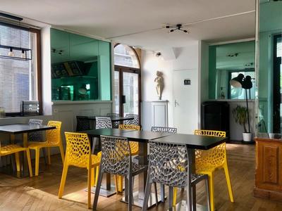 Local commercial - 116 m² - 4 pièces