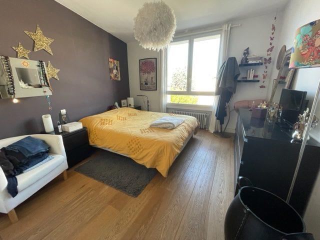 Appartement - 104 m² - 4 pièces
