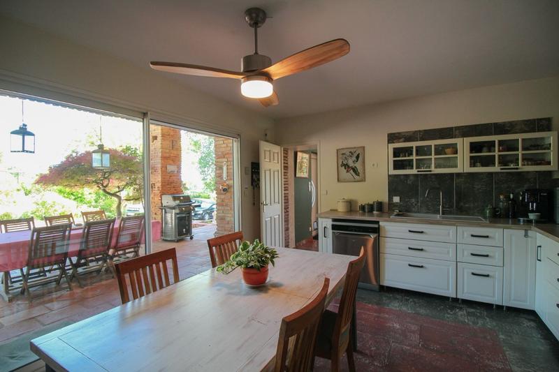 Demeure - 340 m² - 12 pièces