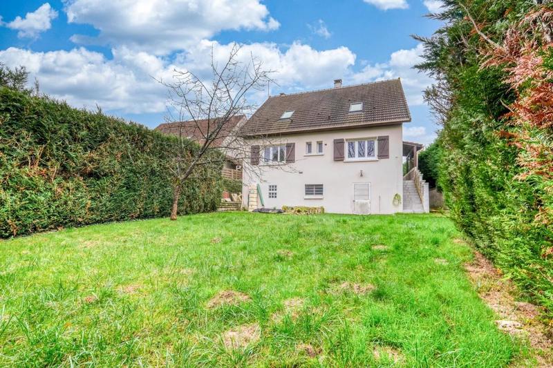 Maison - 148 m² - 7 pièces