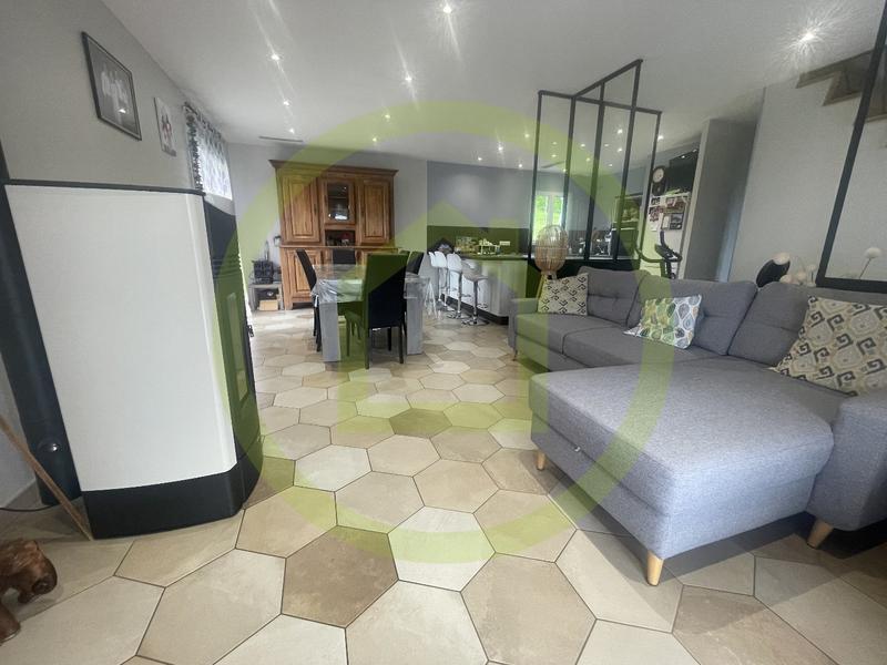 Maison - 120 m² - 4 pièces