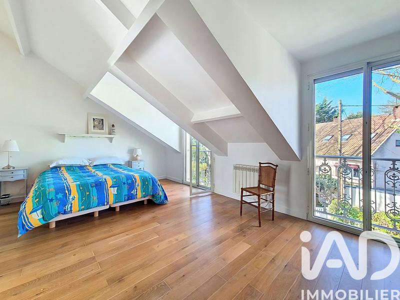 Maison - 138 m² - 5 pièces