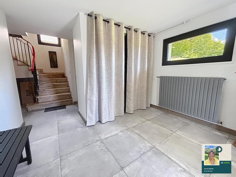 Maison - 135 m² - 6 pièces