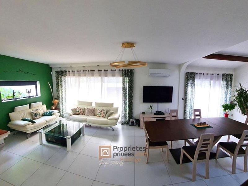 Villa - 122 m² - 5 pièces