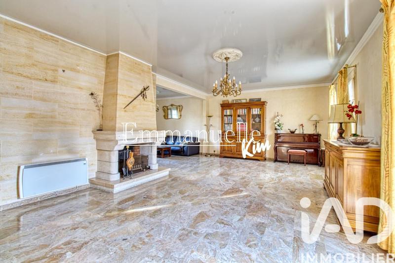 Maison - 158 m² - 6 pièces