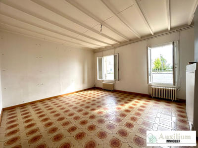 Maison - 94 m² - 5 pièces