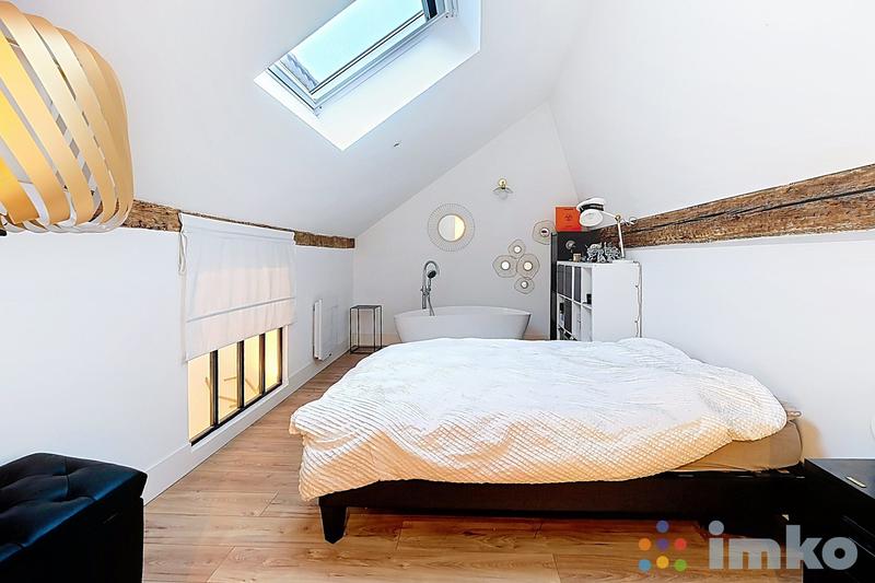 Loft - 229 m² - 5 pièces