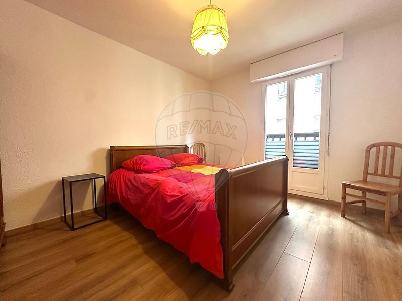Appartement - 87 m² - 5 pièces