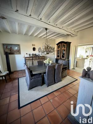 Maison - 307 m² - 9 pièces