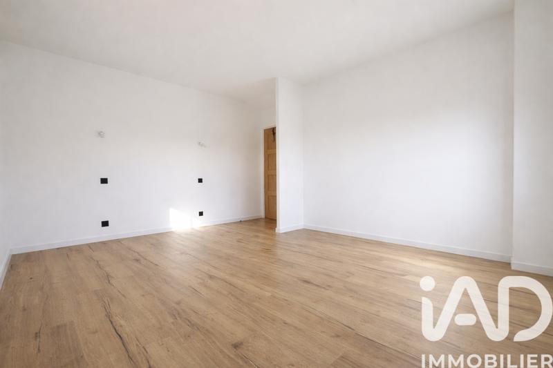Maison - 280 m² - 7 pièces