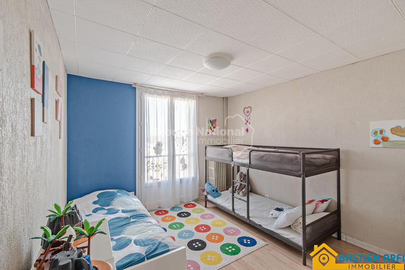 Appartement - 91 m² - 3 pièces