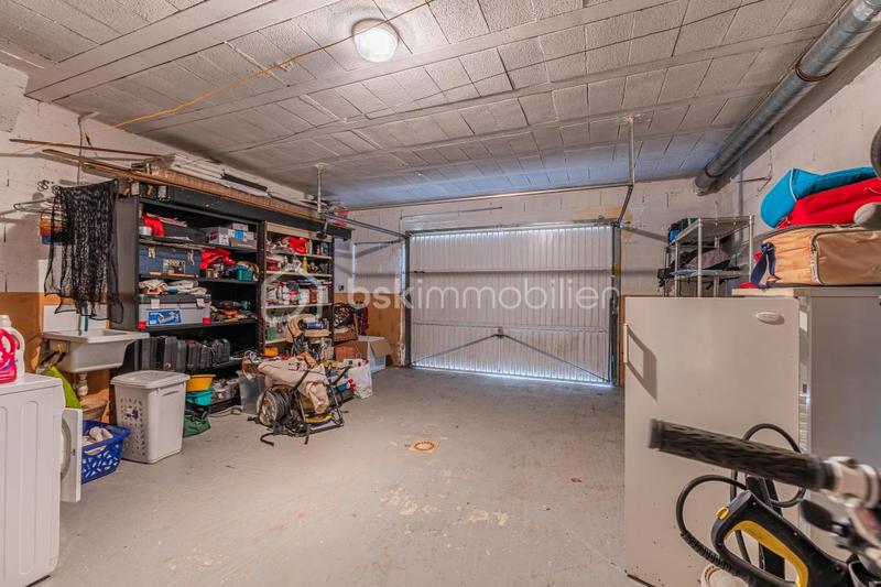 Villa - 229 m² - 6 pièces