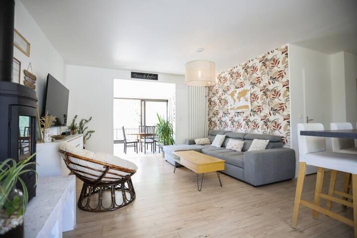 Maison - 200 m² - 7 pièces