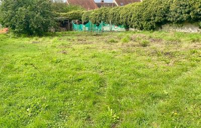 Terrain constructible - 818 m²