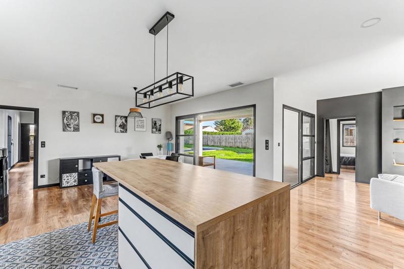 Maison - 140 m² - 4 pièces