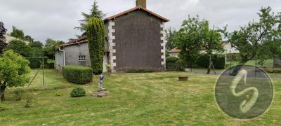 Maison - 111 m² - 5 pièces