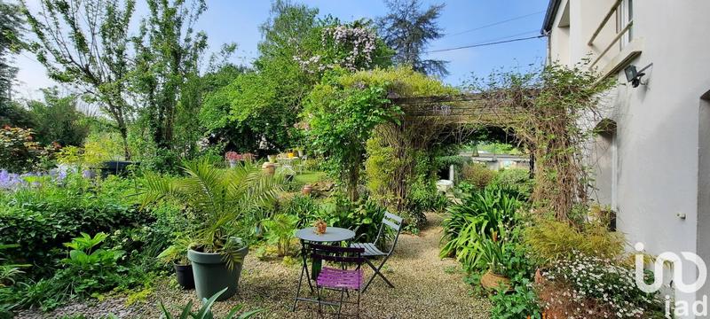 Maison - 230 m² - 9 pièces