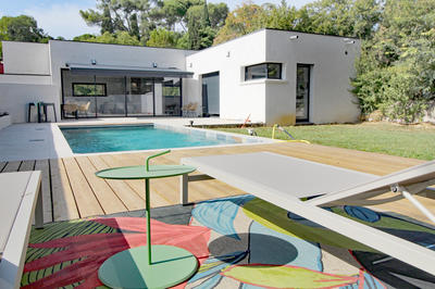 Maison - 230 m² - 7 pièces