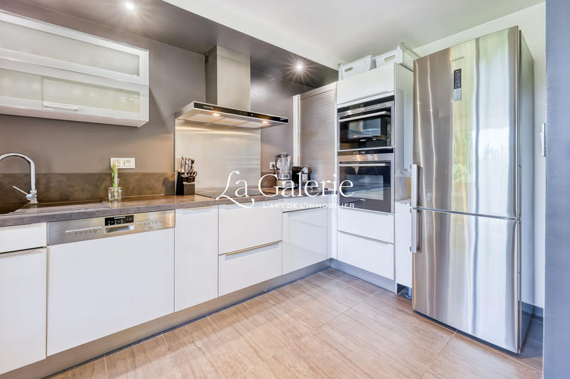 Appartement - 87 m² - 4 pièces