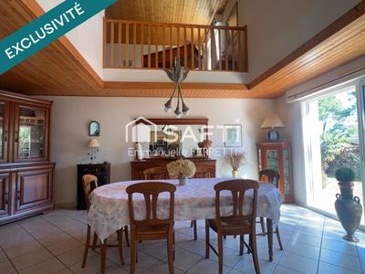 Villa - 160 m² - 7 pièces