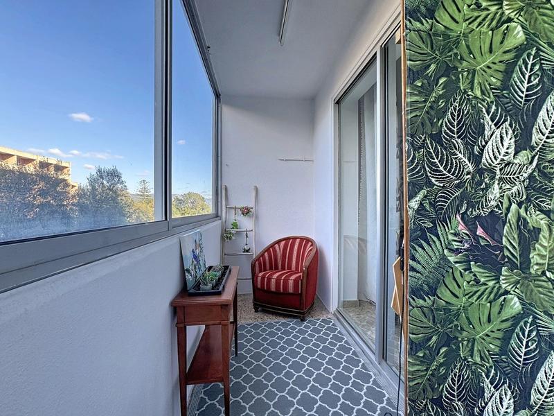 Appartement - 98 m² - 4 pièces