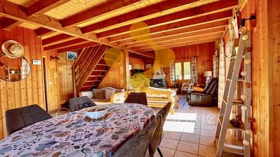 Maison - 104 m² - 4 pièces