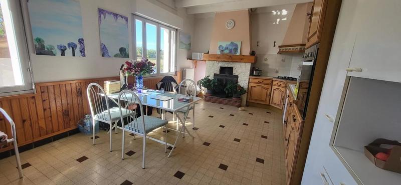 Propriété - 392 m² - 11 pièces