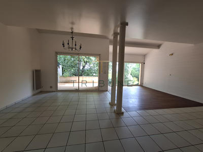 Maison - 150 m² - 7 pièces