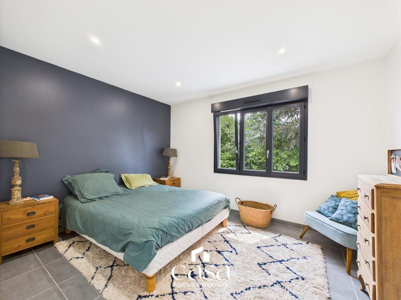 Maison traditionnelle - 208 m² - 9 pièces