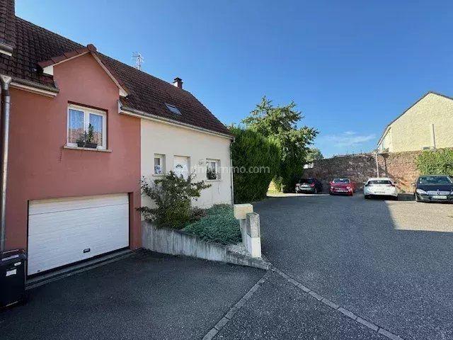 Maison - 103 m² - 5 pièces