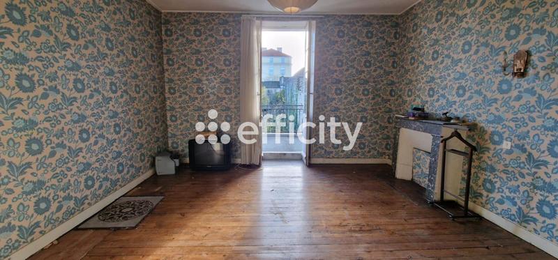 Maison de ville - 180 m² - 7 pièces