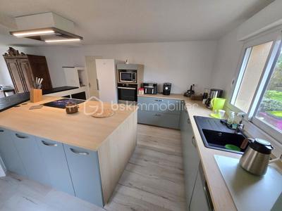 Pavillon - 120 m² - 5 pièces