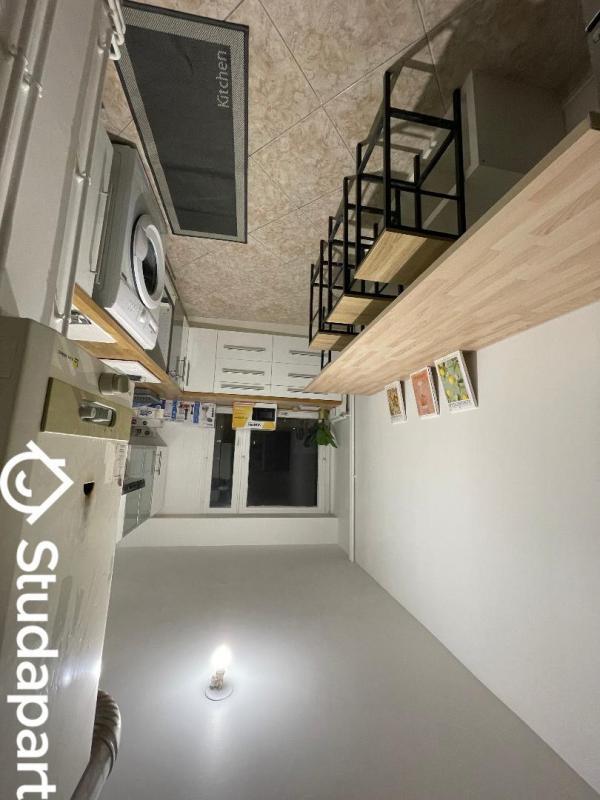 Chambre - 9 m² - 1 pièce