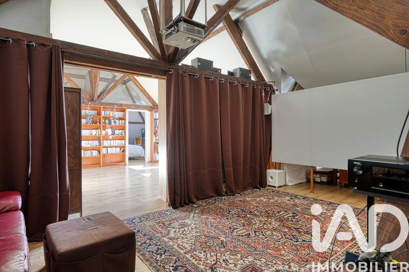 Maison - 200 m² - 8 pièces