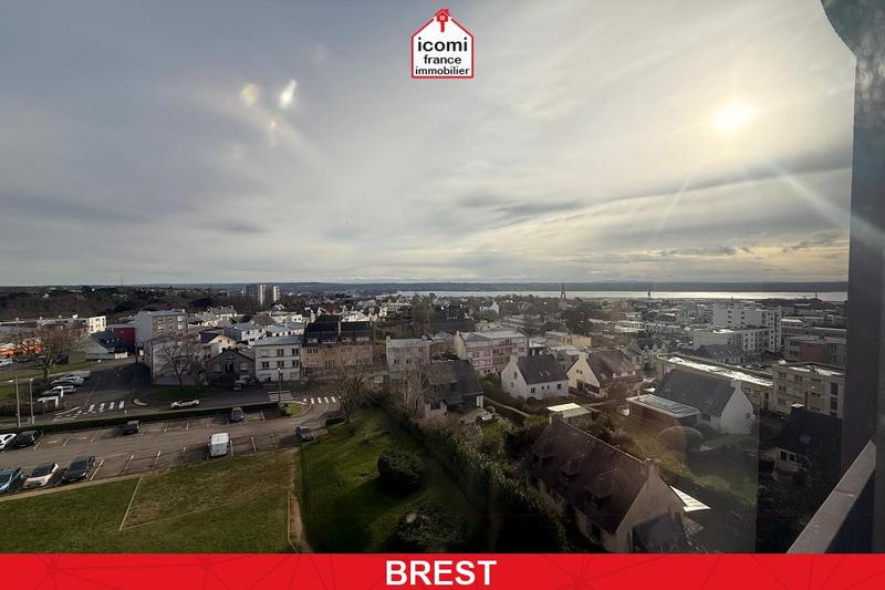 Appartement - 90 m² - 3 pièces