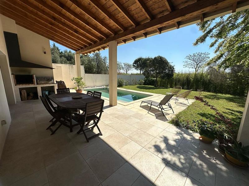Villa - 186 m² - 8 pièces