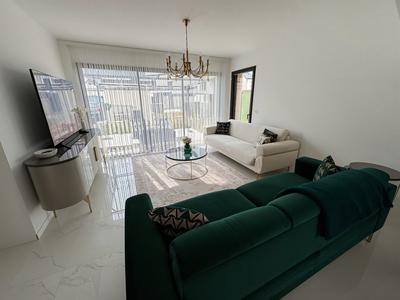 Maison contemporaine - 96 m² - 4 pièces