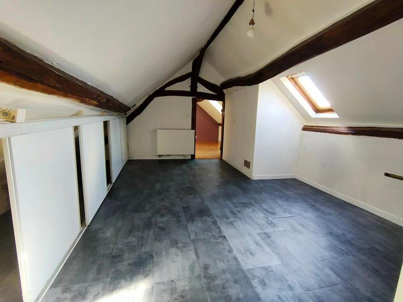 Maison - 276 m² - 11 pièces
