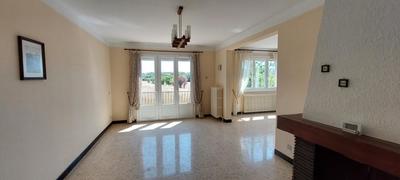 Maison - 144 m² - 5 pièces