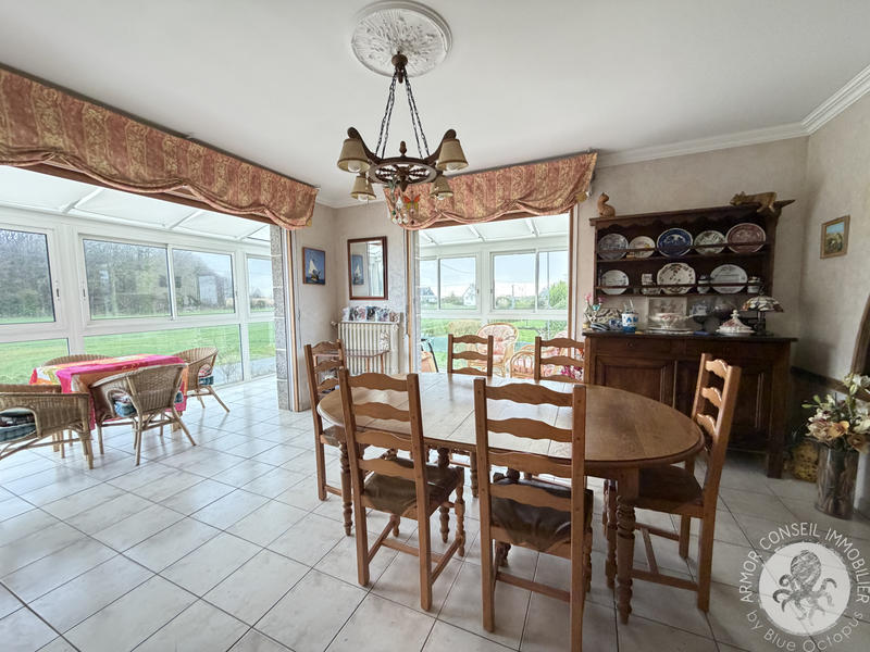 Maison - 130 m² - 6 pièces